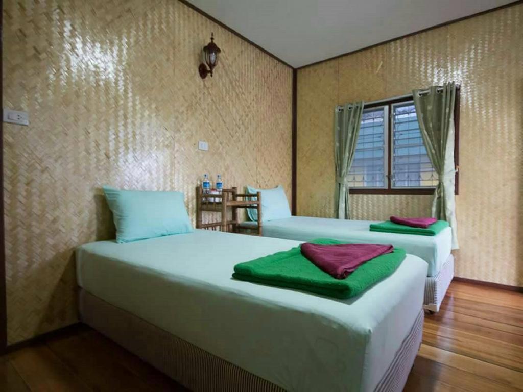 Vn Guesthouse Kanchanaburi Exterior photo